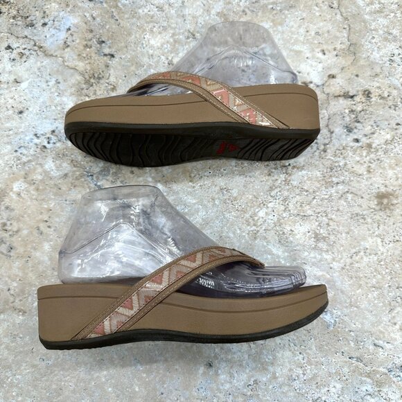 Vionic Sandals Womens Size 6 Tan HighTide Wedge Slides Flip Flop Comfort - Picture 5 of 11